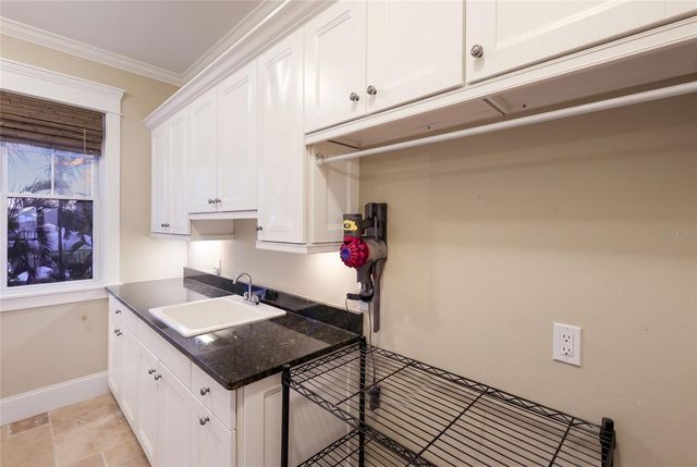 526 56TH STREET, Holmes Beach, FL 34217