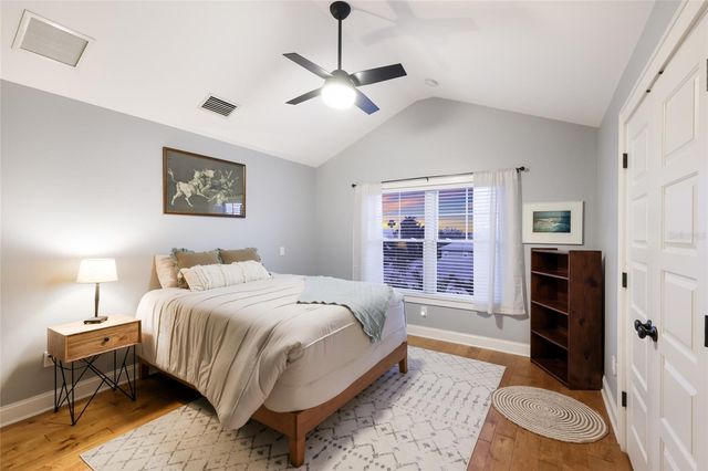 526 56TH STREET, Holmes Beach, FL 34217