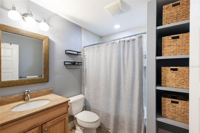 526 56TH STREET, Holmes Beach, FL 34217