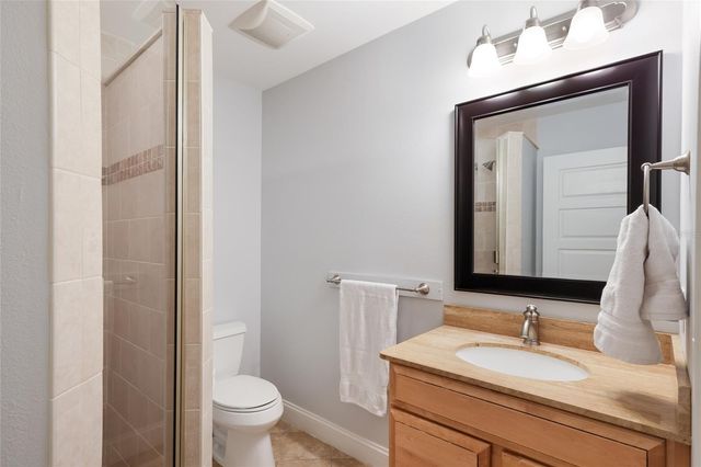 526 56TH STREET, Holmes Beach, FL 34217