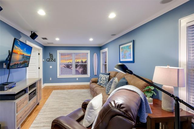 526 56TH STREET, Holmes Beach, FL 34217