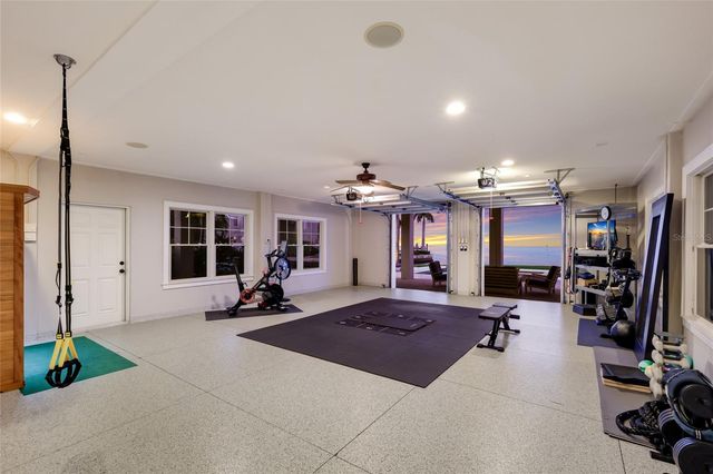 526 56TH STREET, Holmes Beach, FL 34217