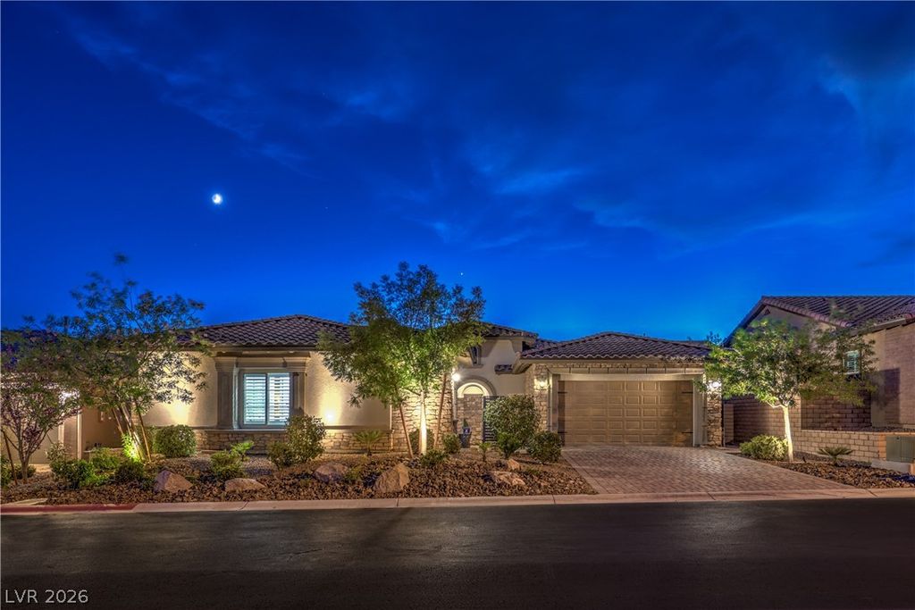 12139 Castilla Rain Avenue, Las Vegas, NV 89138 — exterior