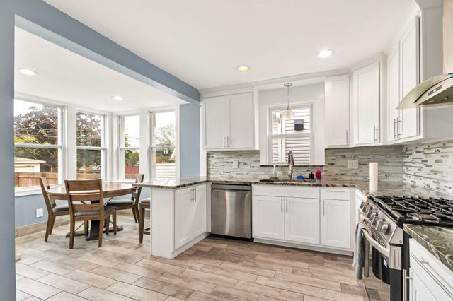 1941 Stanton Avenue, Whiting, IN 46394
