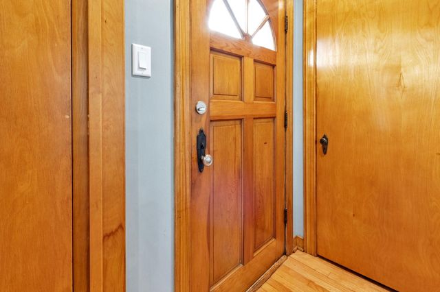 1941 Stanton Avenue, Whiting, IN 46394