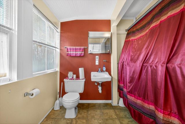 1019 10TH AVENUE W, Bradenton, FL 34205