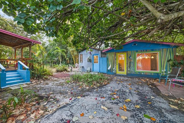 1019 10TH AVENUE W, Bradenton, FL 34205