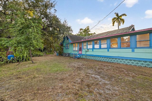 1019 10TH AVENUE W, Bradenton, FL 34205