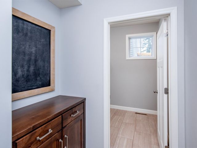 5029 Hankerson Avenue, Edina, MN 55436