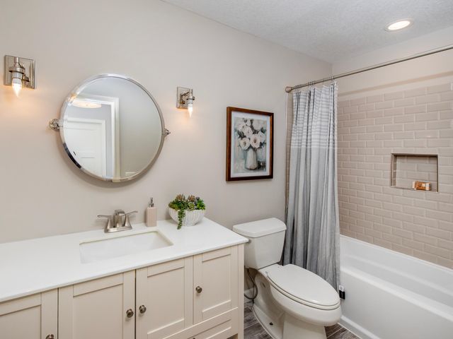 5029 Hankerson Avenue, Edina, MN 55436