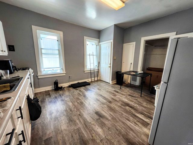 708 Columbia Avenue, Fort Wayne, IN 46805