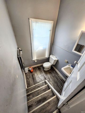 708 Columbia Avenue, Fort Wayne, IN 46805