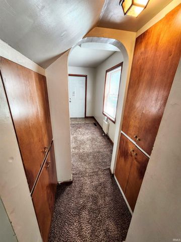 708 Columbia Avenue, Fort Wayne, IN 46805