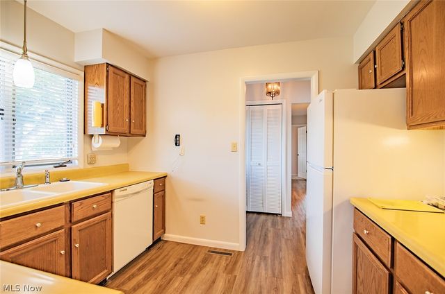 700 Victoria Avenue, Williamstown, WV 26187
