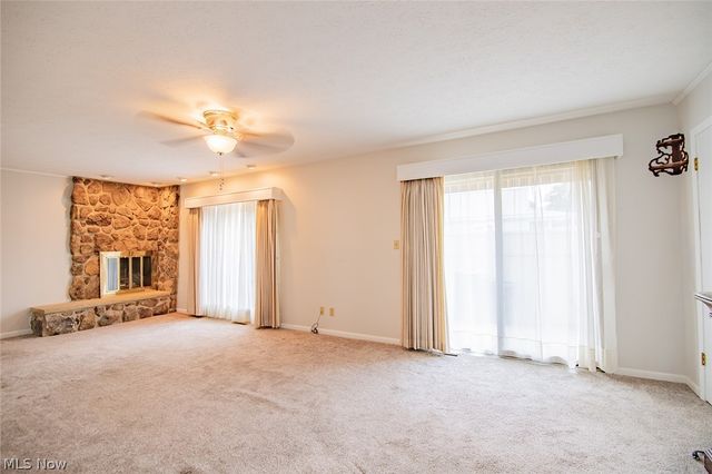 700 Victoria Avenue, Williamstown, WV 26187