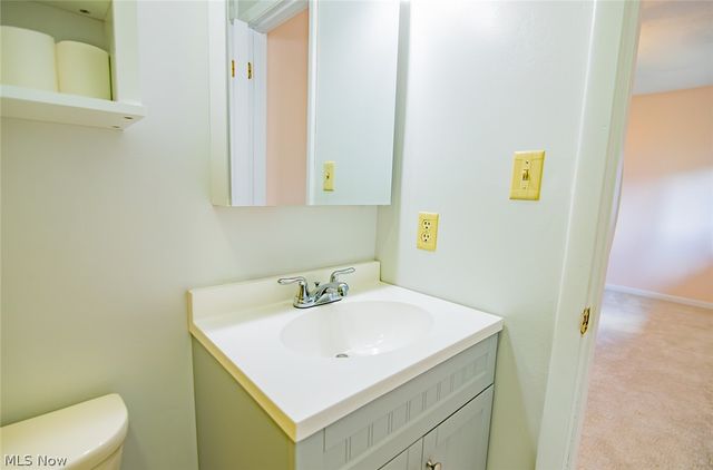 700 Victoria Avenue, Williamstown, WV 26187