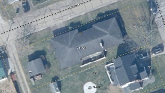 700 Victoria Avenue, Williamstown, WV 26187
