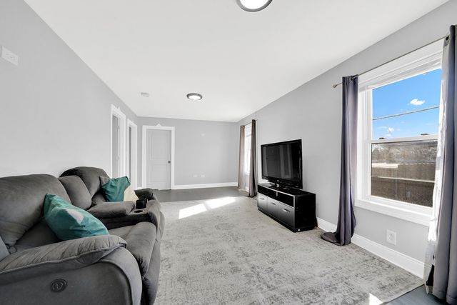 9436 S Spaulding Avenue, Evergreen Park, IL 60805