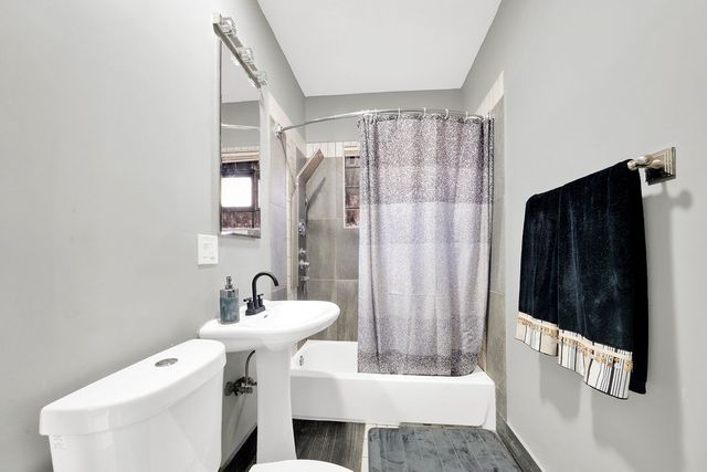 9436 S Spaulding Avenue, Evergreen Park, IL 60805