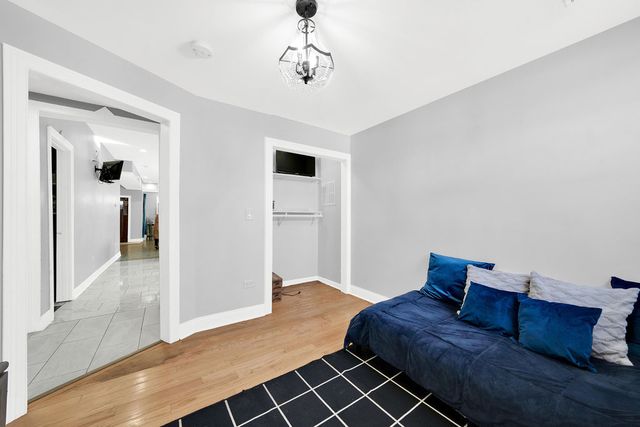 9436 S Spaulding Avenue, Evergreen Park, IL 60805