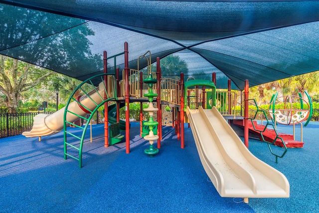 8100 Emerald Avenue, Parkland, FL 33076