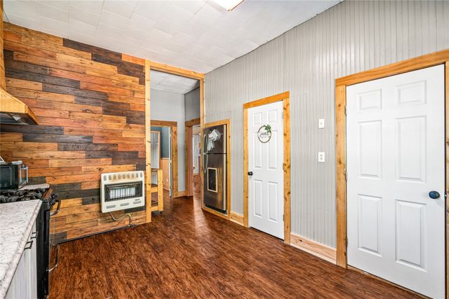 1216 Wesley Street, Greenville, TX 75401