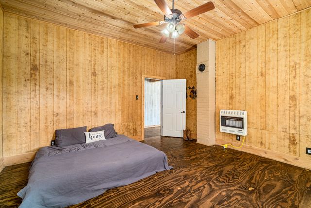 1216 Wesley Street, Greenville, TX 75401