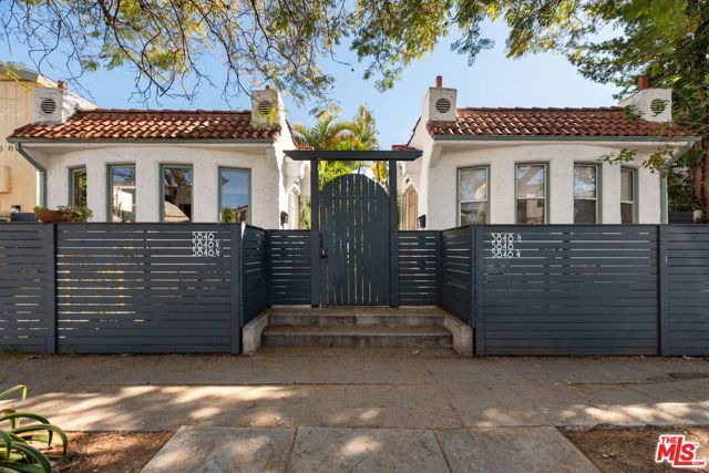 5846 Willoughby Ave, Los Angeles, CA 90038
