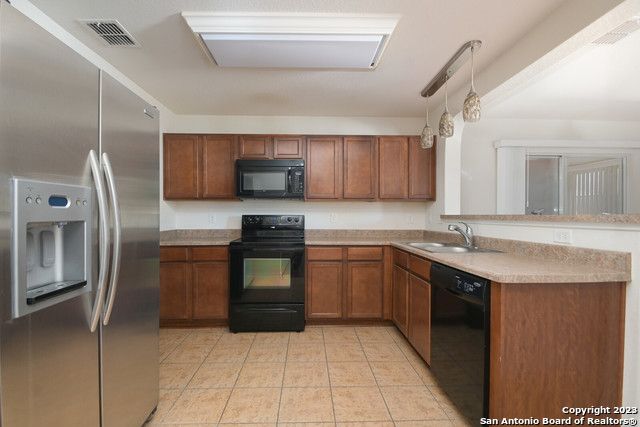 3727 Fringe Breeze, San Antonio, TX 78261