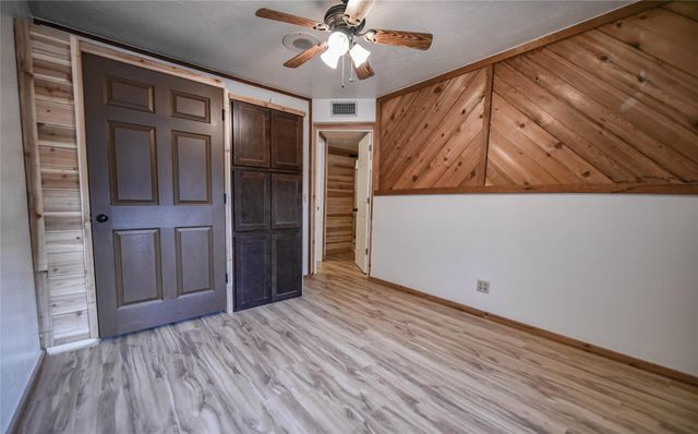 507 W Fawn ST, Caldwell, TX 77836