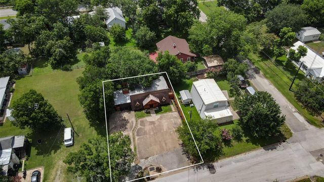 507 W Fawn ST, Caldwell, TX 77836