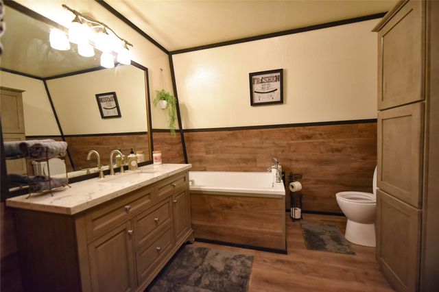 507 W Fawn ST, Caldwell, TX 77836