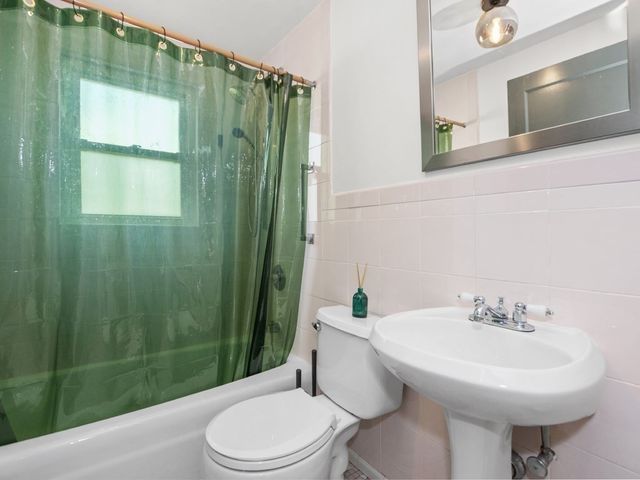 3 Helen Street, Waltham, MA 02452