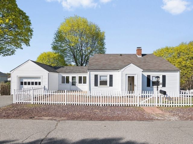 3 Helen Street, Waltham, MA 02452