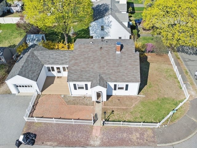3 Helen Street, Waltham, MA 02452