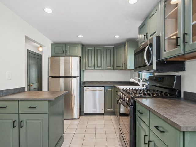 3 Helen Street, Waltham, MA 02452