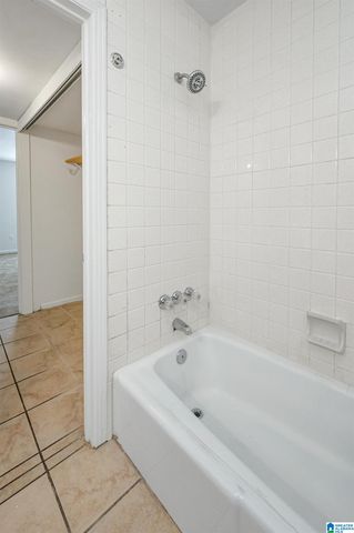 3029 Massey Rd Apt F, Vestavia Hills, AL 35216