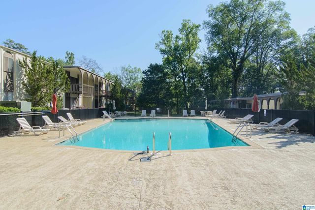 3029 Massey Rd Apt F, Vestavia Hills, AL 35216