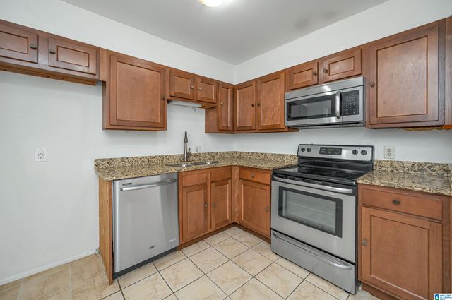 3029 Massey Rd Apt F, Vestavia Hills, AL 35216