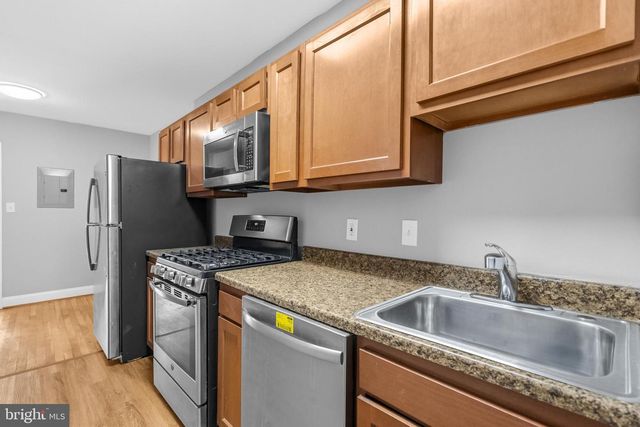 2204 16TH ST SE, Washington, DC 20020