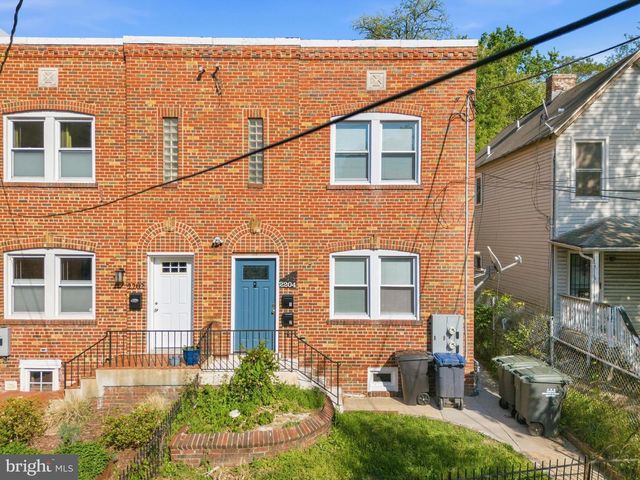 2204 16TH ST SE, Washington, DC 20020