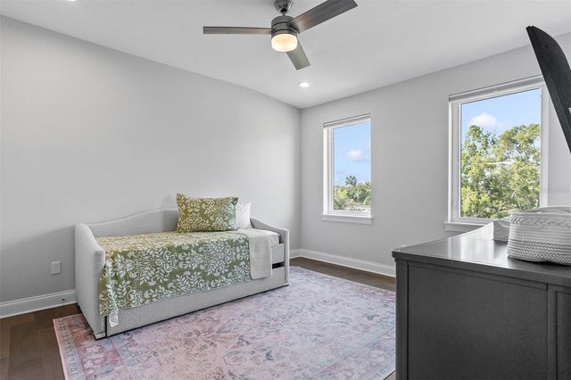 4722 LEGACY PARK DRIVE, Tampa, FL 33611