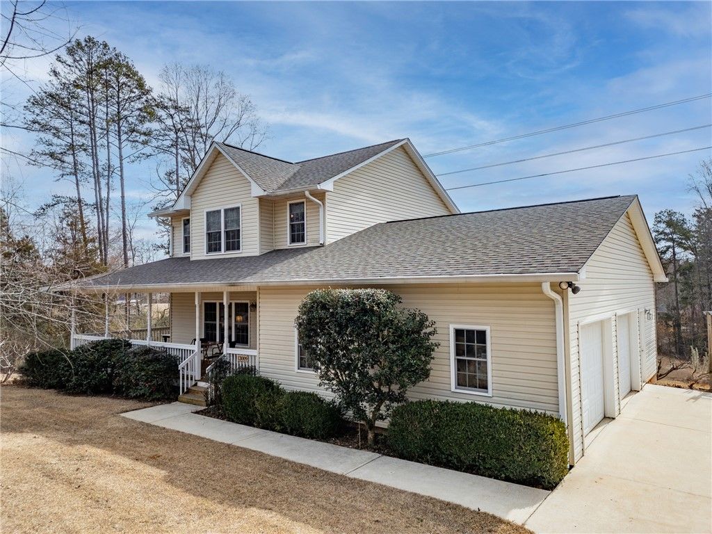 13009 Danube Circle, Seneca, SC 29672