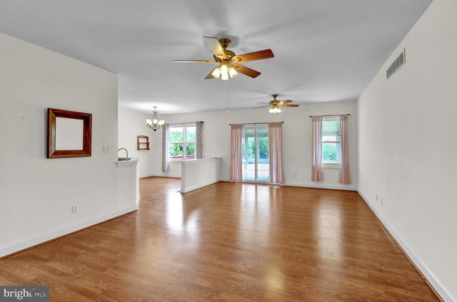 1479 SIEGFRIEDALE RD, Kutztown, PA 19530