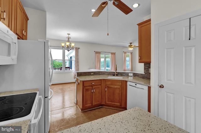 1479 SIEGFRIEDALE RD, Kutztown, PA 19530