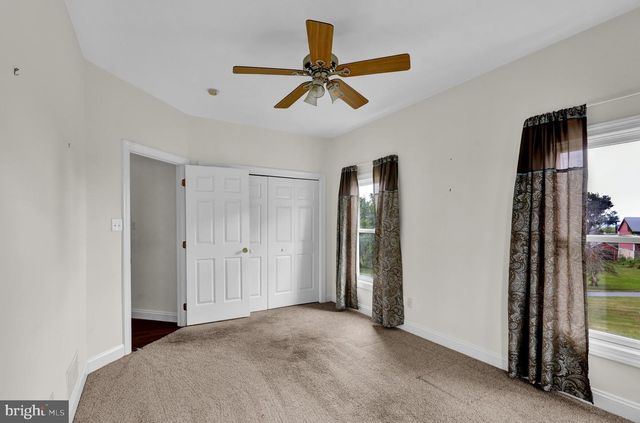 1479 SIEGFRIEDALE RD, Kutztown, PA 19530