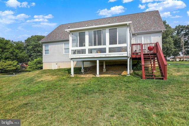 1479 SIEGFRIEDALE RD, Kutztown, PA 19530