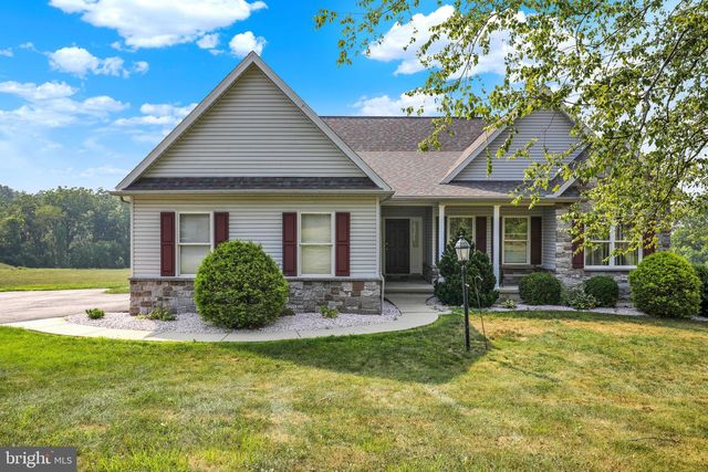 1479 SIEGFRIEDALE RD, Kutztown, PA 19530