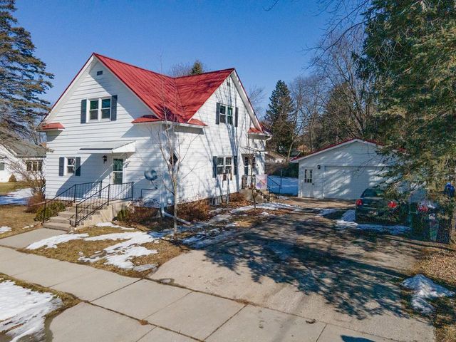215 N OXFORD STREET, Wautoma, WI 54982