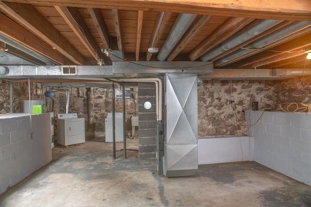 215 N OXFORD STREET, Wautoma, WI 54982